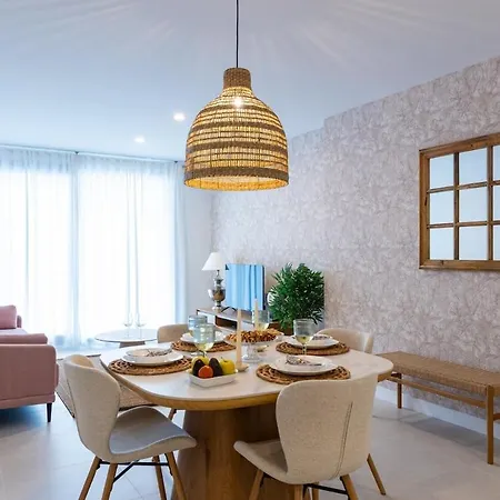 Stylish 2 Bed In Vanian Gardens Rdr572 Apartmán