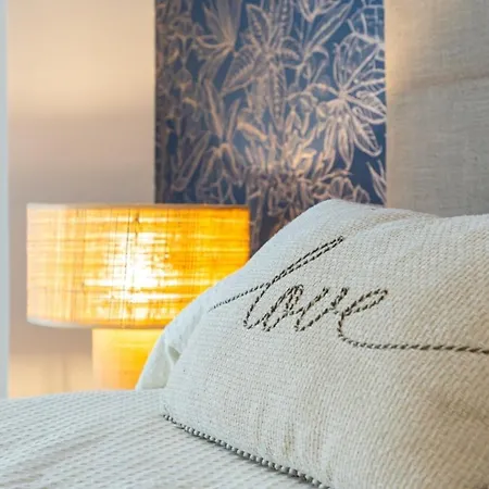Stylish 2 Bed In Vanian Gardens Rdr572 Apartmán